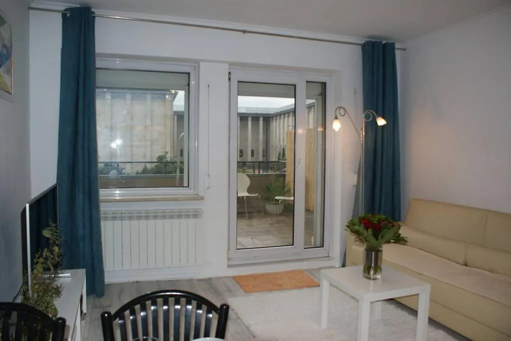 City Center- Large Apartment With National Musee View Warsaw 0*,